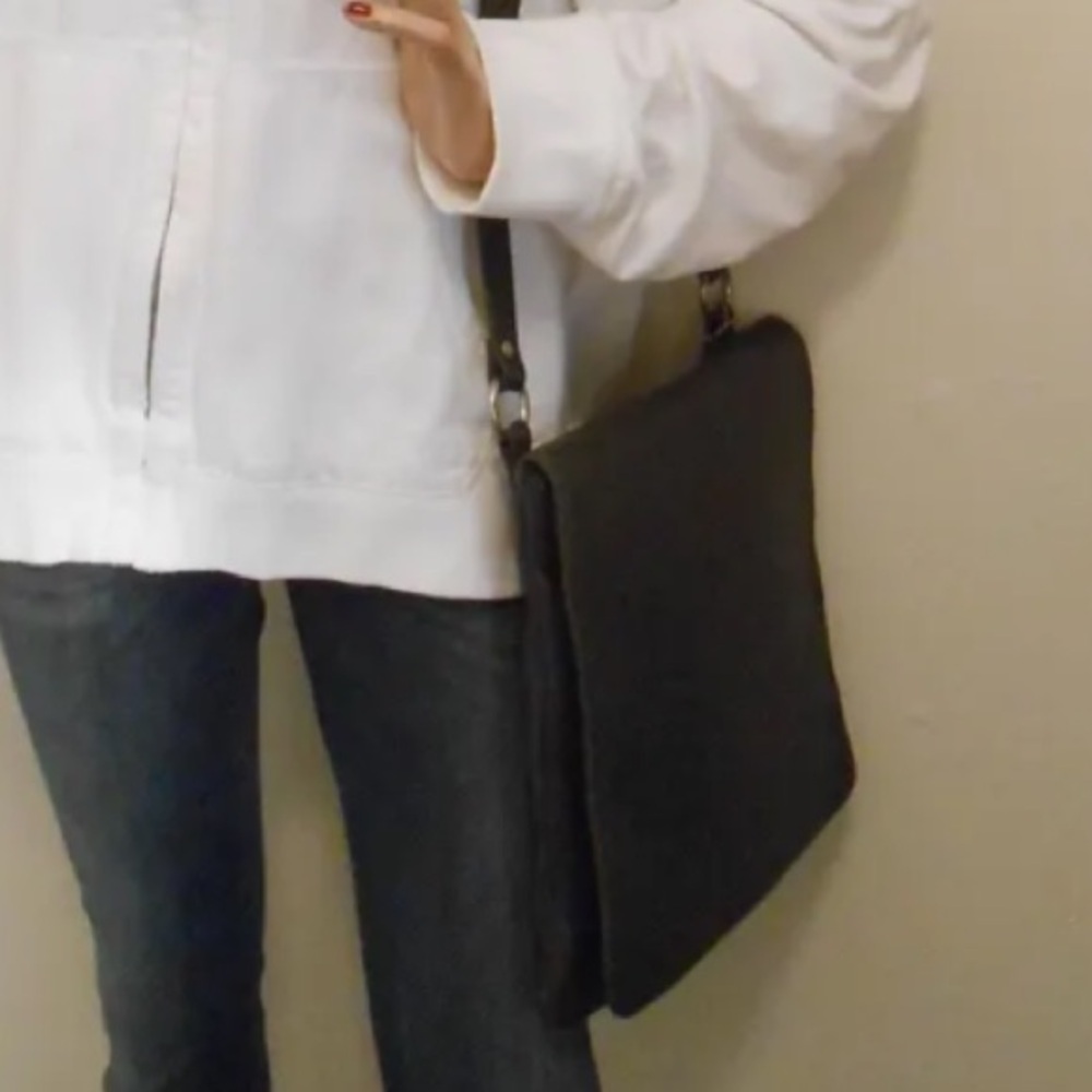 Coach gray leather messager flip crossbody bag